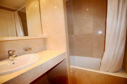 Apartamento �tico Espectacular Con Piscina Privada En Primera L�nea de Playa
