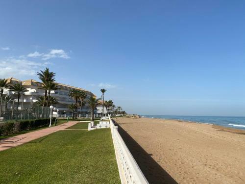 Apartamento �tico En Primer�sima Linea De Playa!!!