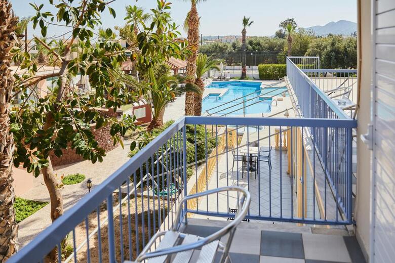 Hotel Klonos Anna