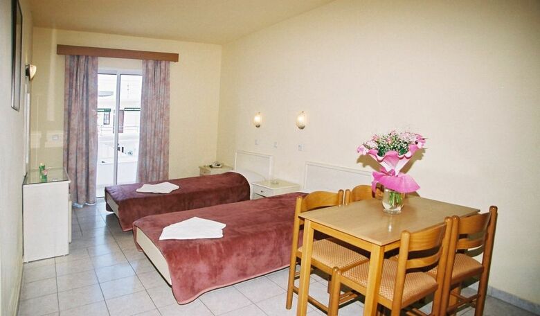 Aparthotel Kremasti Memories