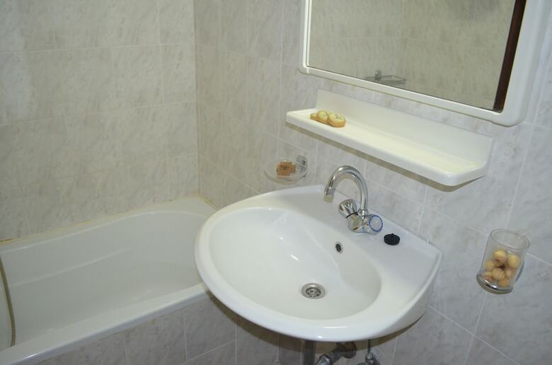 Aparthotel Kremasti Memories