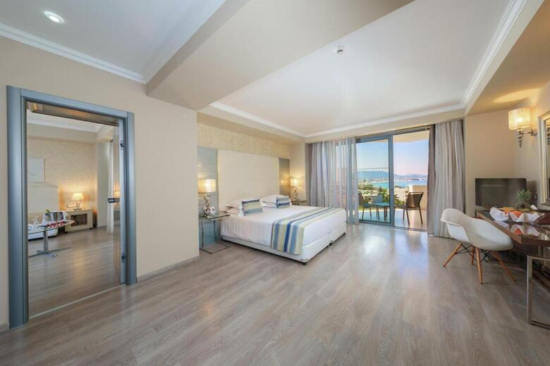 Hotel Atrium Platinum Resort & Spa