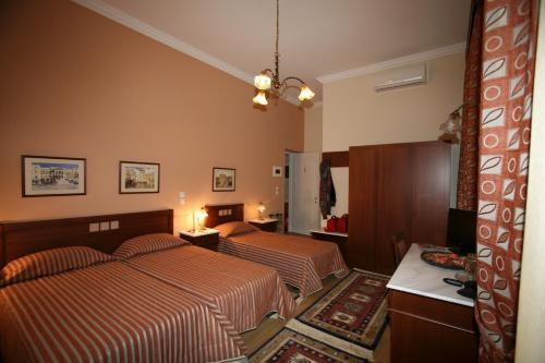 Aegli Hotel