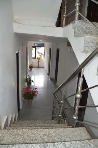 Hotel Chinar Palace