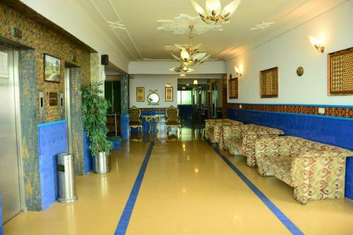 Hotel Move-n-pick Murree