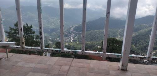 Hostal Awesome Murree View, Honeymoon Suite Room