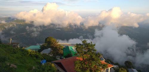 Hostal Awesome Murree View, Honeymoon Suite Room