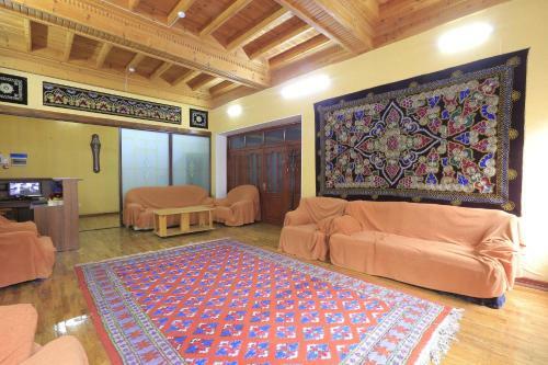 Yellow Hostel Dushanbe