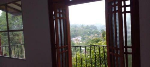 Hostal Mountain Top Guest