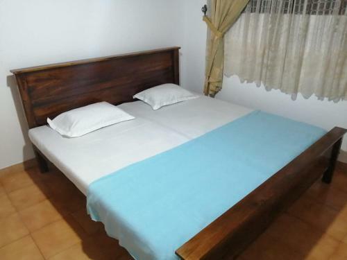 Blue Mountain Range - Holiday Bunglow