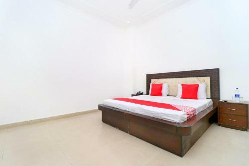 Oyo 27011 Hotel Canal View