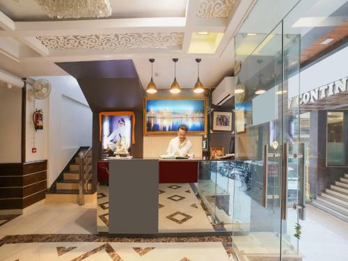 Oyo Townhouse 615 Hotel Pearl Inn