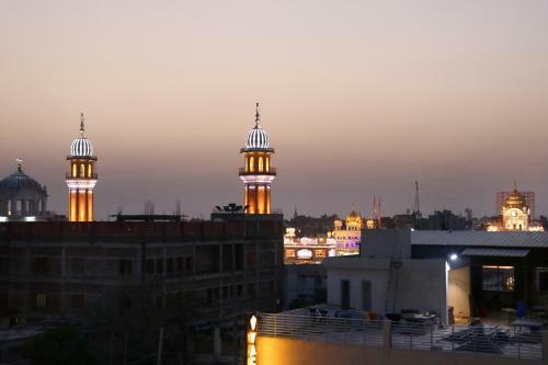 Hostal Gurjeet Guest House 100 Meter From Golden Temple