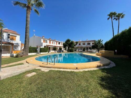 Adosado En Playa Almadraba En Denia