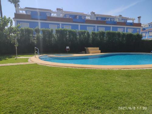 Adosado En Playa Almadraba En Denia