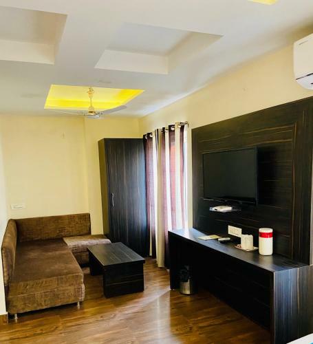 Hotel Kabir Residency