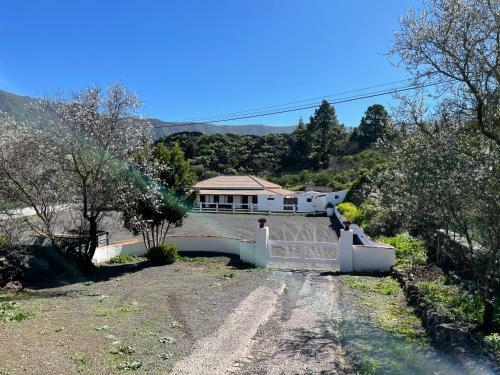 Villa Monta�a Colorada