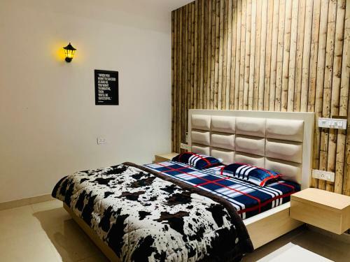 Hotel Holidayvilla & Suites