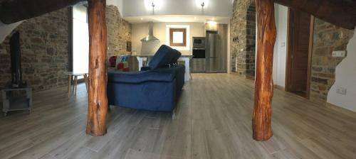 Apartamentos Bajo Pe�a