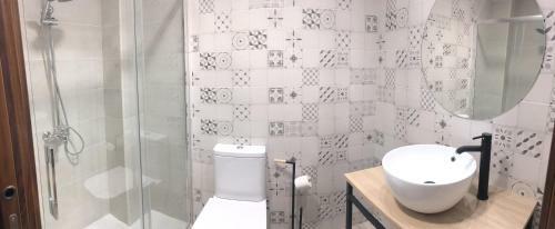 Apartamentos Bajo Pe�a