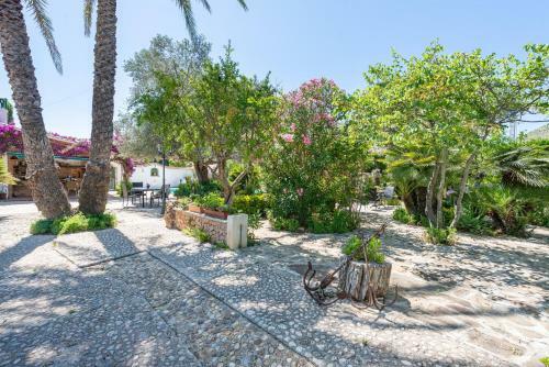 Can Malondra, Villa Para 8 Con Piscina Y Jardines