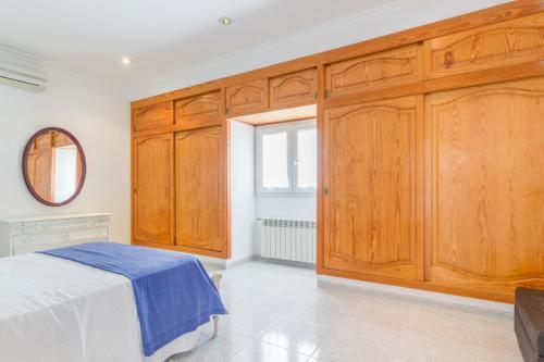 Villa With Pool Walking Distance To The Beach (malondra)