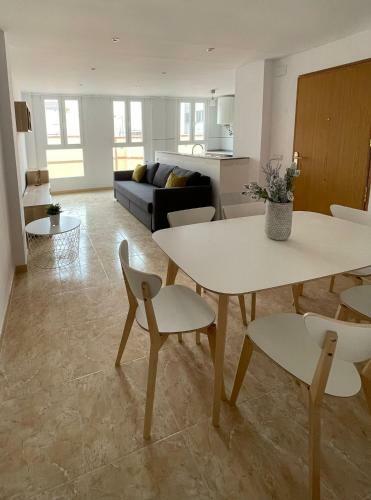 Apartamentos Mediterr�neo 4 Wifi