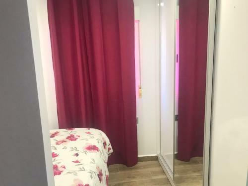 Apartamento Con Terraza Cerca Del Puerto