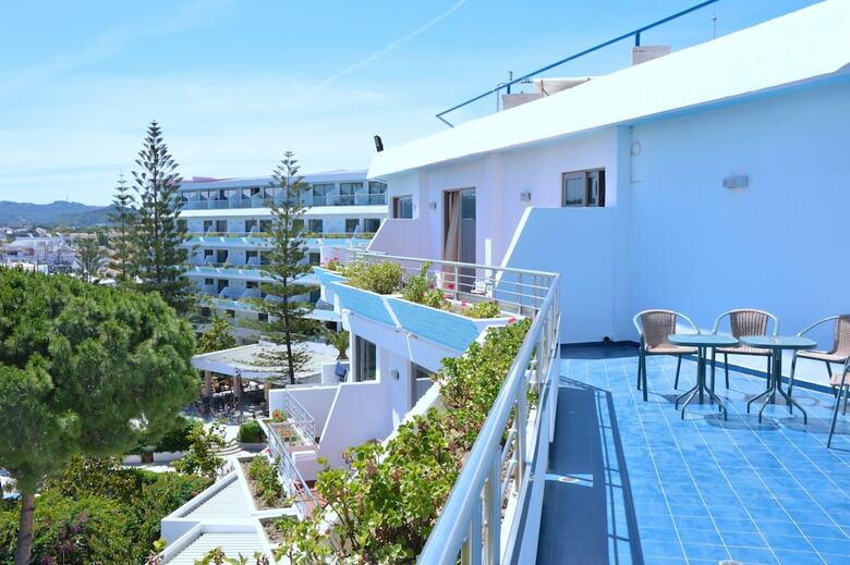 Hotel Blue Horizon