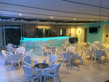 Aparthotel Irina Beach Hotel