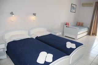 Aparthotel Irina Beach Hotel