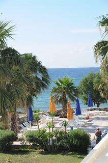Aparthotel Irina Beach Hotel