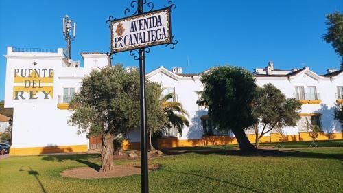 Apartamento Reina Y Pastora Con Parking