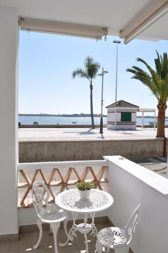 Apartamentos En Paseo Maritimo