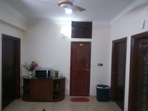 Single Room With Fully Furnished Apartment