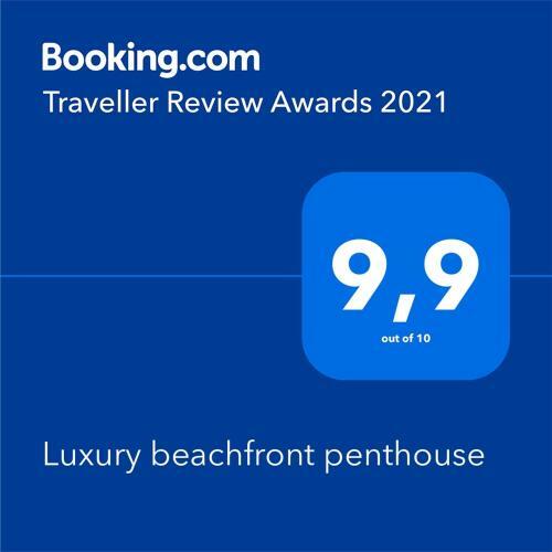 Apartamento Luxury Beachfront Penthouse