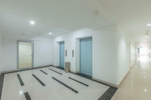 Hotel Vaccinated Staff - Oyo Flagship 766 Prima Orchard
