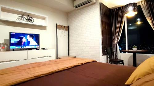 Apartemen Grand Kamala Lagoon By 21 Room