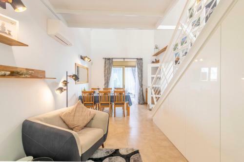 Barefoot Beach House - By Medano4you