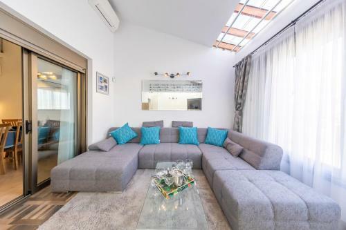 Barefoot Beach House - By Medano4you