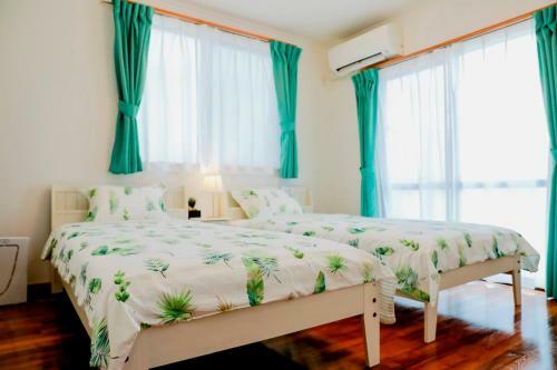 Villa Sunset Beach House