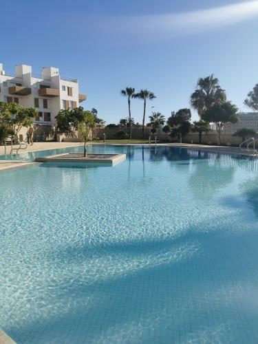 Fully Equipped Modern Apartment With A Garage