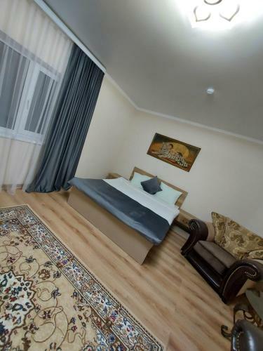 Hotel ???-??