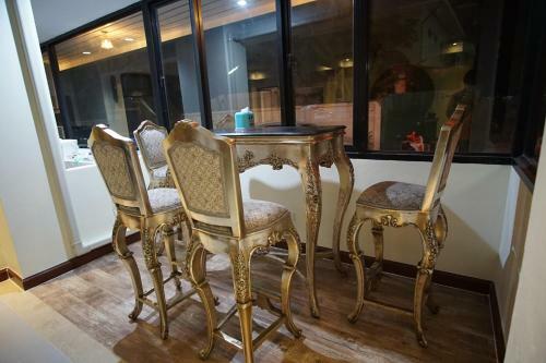 Kim Hotel @ Bangplong