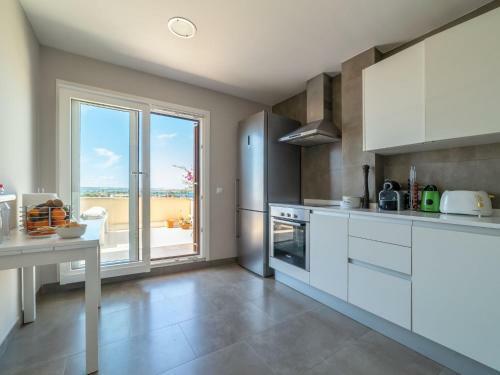 Apartment Coral Sea Views