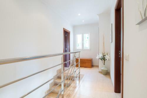 Villa Tamarells With Garden Next To Alcudia Beach