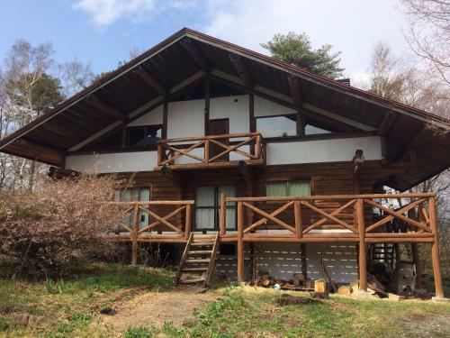 Nagano-log House