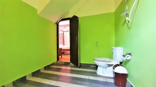 Bed & Breakfast Dilu River Villa