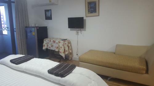Apartamento Bangsaen Royal Beach By Preyaluk
