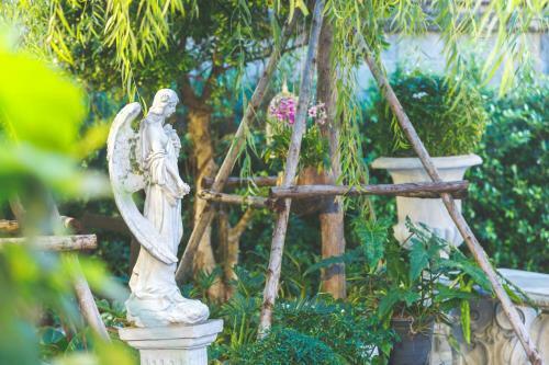 B.s Boutique Hotel